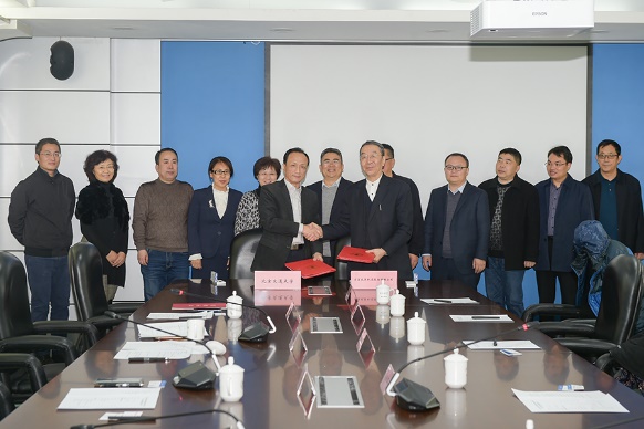 公司与北京交通大学举行战略合作协议签约暨捐赠仪式(图1)